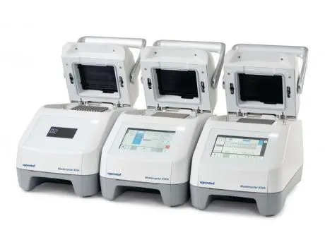 艾本德（Eppendorf）Mastercycler® X50t PCR热循环仪 是一款高效、节能的PCR设备，设计用于高通量PCR实验，配备铝质模块和高压热盖，支持384孔板，并采用了eco节能系统。该设备以快速温控、高精度控制和节能为特点，适合分子生物学、基因组学和药物开发等领域的大规模PCR扩增实验，尤其适合高通量实验室的日常工作。
<BR>
<BR>