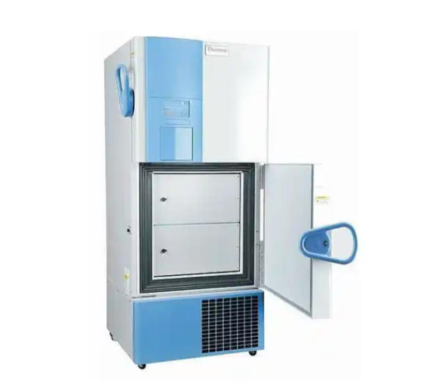 TSX500-86CA 型号（500盒、约 24.1 立方英尺／约 682 升）定位为中型容量、长期保存方向的超低温设备。其主要从“可靠性”、“温控精度／稳定性”、“样本保护机制”这三个核心维度，体现其适合长期储存的能力。