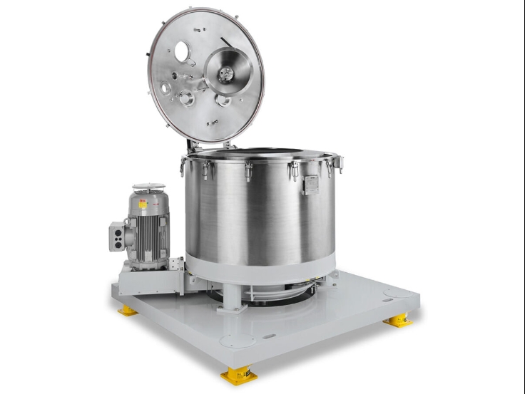 过滤离心机广泛应用于制药、化工、食品、环保、矿业等行业，是实现高效固液分离不可或缺的关键设备。设备采购环节中，选择一个值得信赖的供应商，不仅决定了设备的运行质量和稳定性，也关系到生产效率、维护成本和长期投资回报。